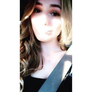 Meet your Posher, Roxanne